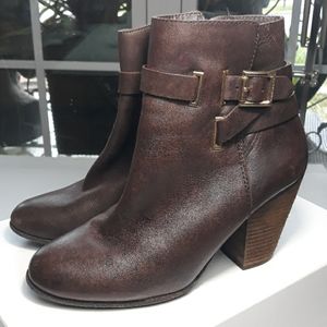 Vince Camuto Harriet brown leather boots